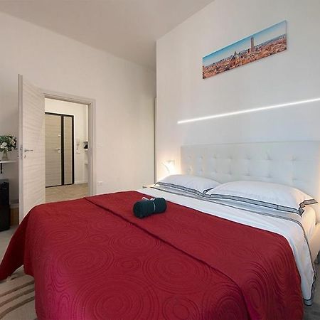 Triumvirato Rooms Bologna Eksteriør bilde